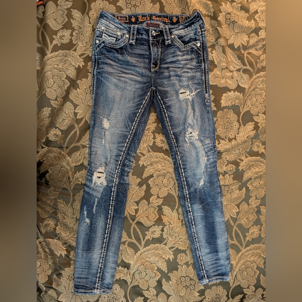 Rock Revival Mid-Rise Skinny Jeans Distressed Design